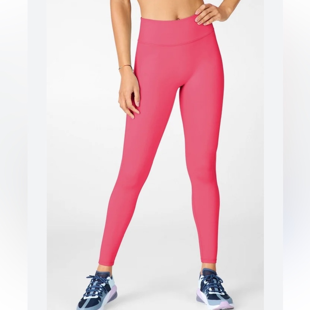 Fabletics Women’s Anywhere Motion 365 High-Waisted Leggings. Size XS